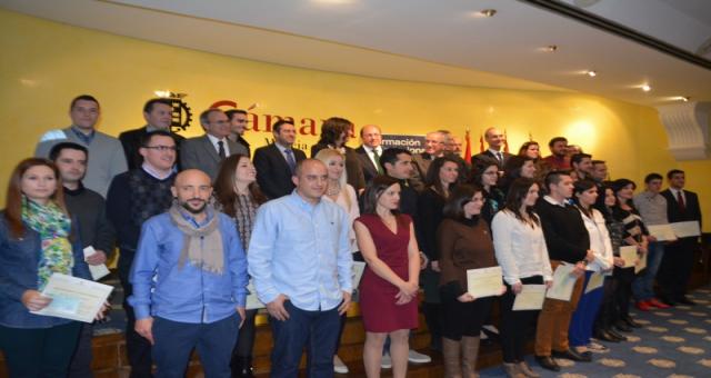 Descripción: Educación entrega los Premios Extraordinarios de Formación Profesional a los 34 alumnos más brillantes de los dos últimos cursos