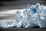 Vista de un bloque de hielo en la Antártida. | Sebastian Copeland